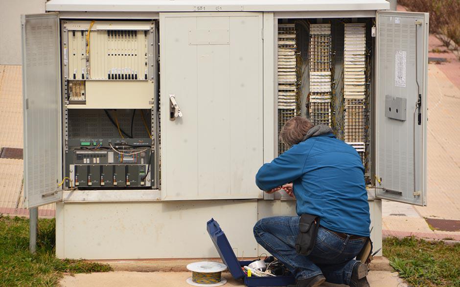 je recherche un électricien Ris-Orangis